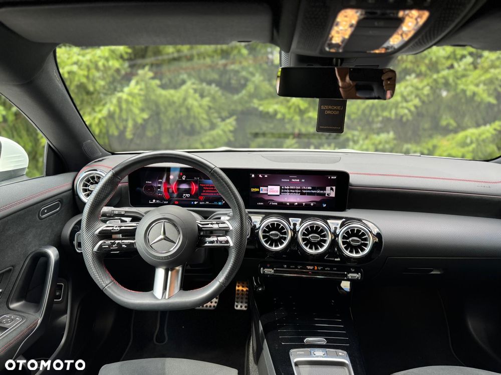 Mercedes-Benz CLA 200 mHEV AMG Line 7G-DCT - 23