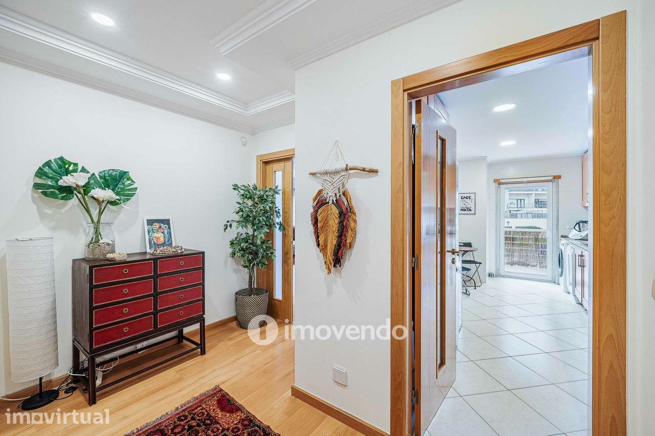 Apartamento T3 exclusivo, com garagem, nas Colinas do Cruzeiro - Grande imagem: 2/56