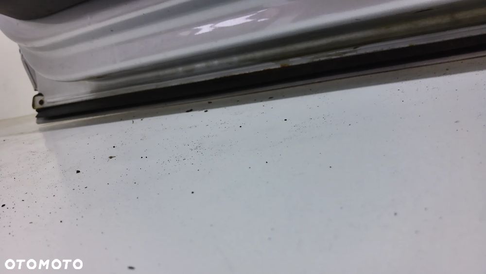 Audi A3 8P 3D Drzwi Prawy Przód LY7W Lusterko - 11