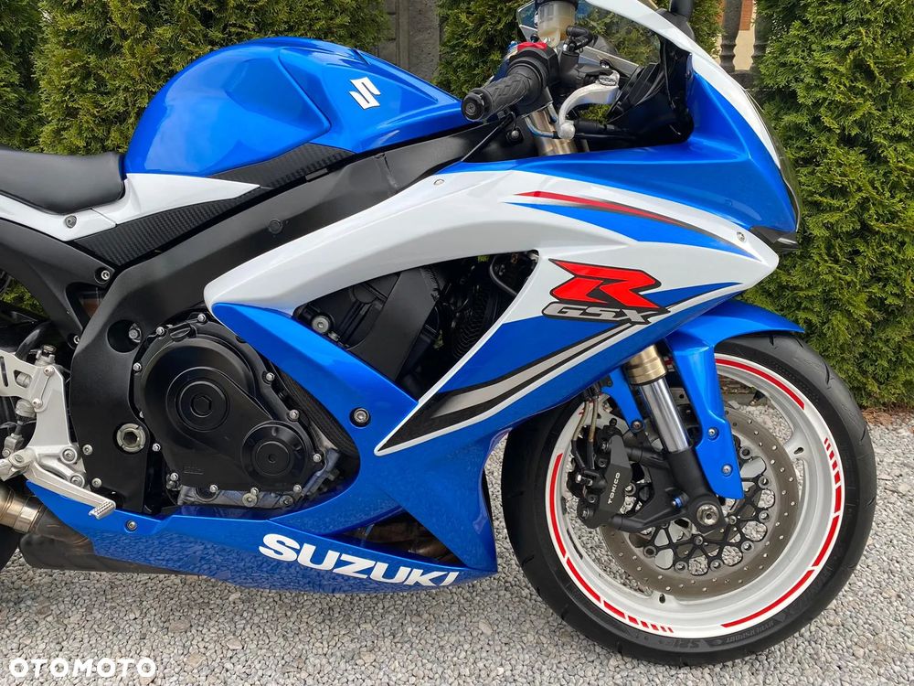 Suzuki GSX-R - 11