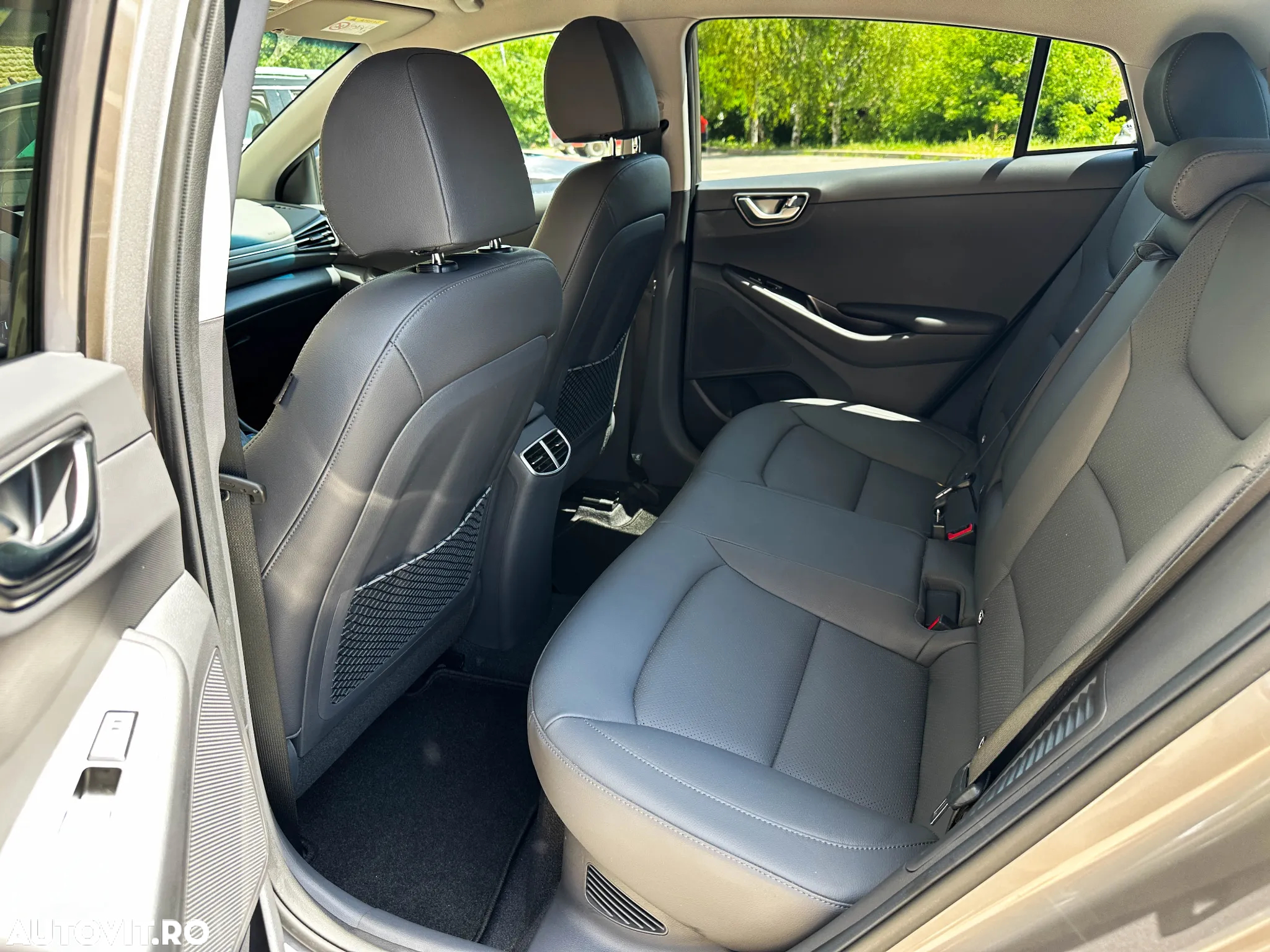 Hyundai IONIQ Plug-In Hybrid 1.6 141CP Exclusive - 20