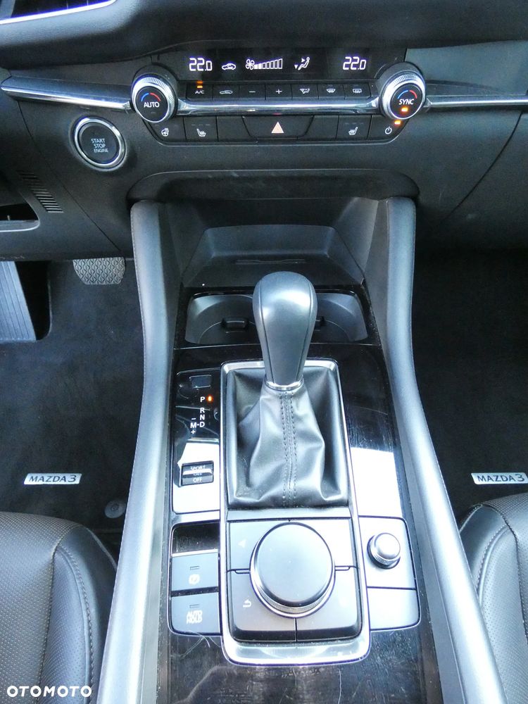Mazda 3 2.0 mHEV Takumi - 17