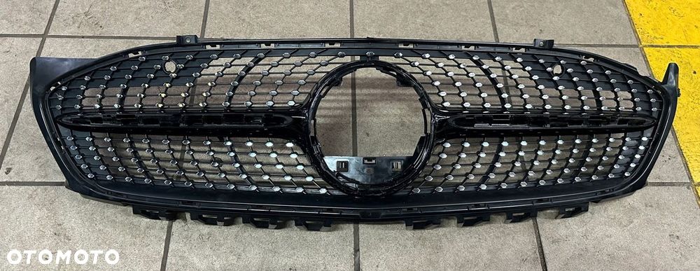 MERCEDES CLA W118 AMG GRILL ATRAPA KRATKA PRZÓD A1188880000 - 1