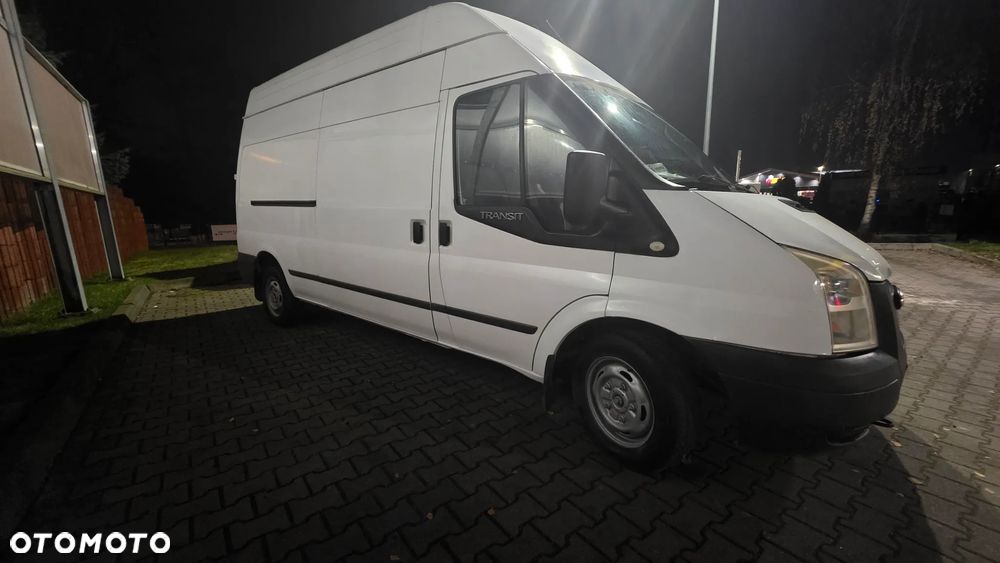Ford Transit - 1