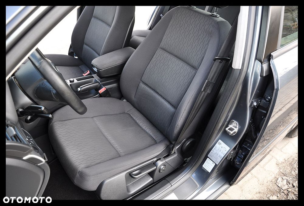 Audi A4 Limousine - 23