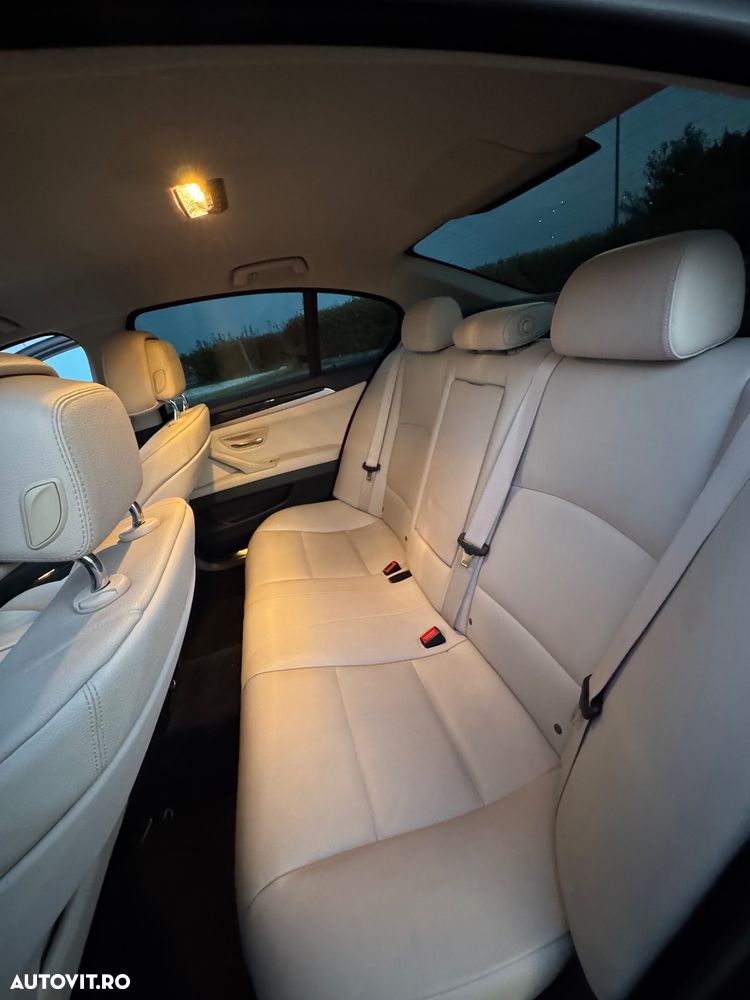 BMW Seria 5 520d Aut. - 7