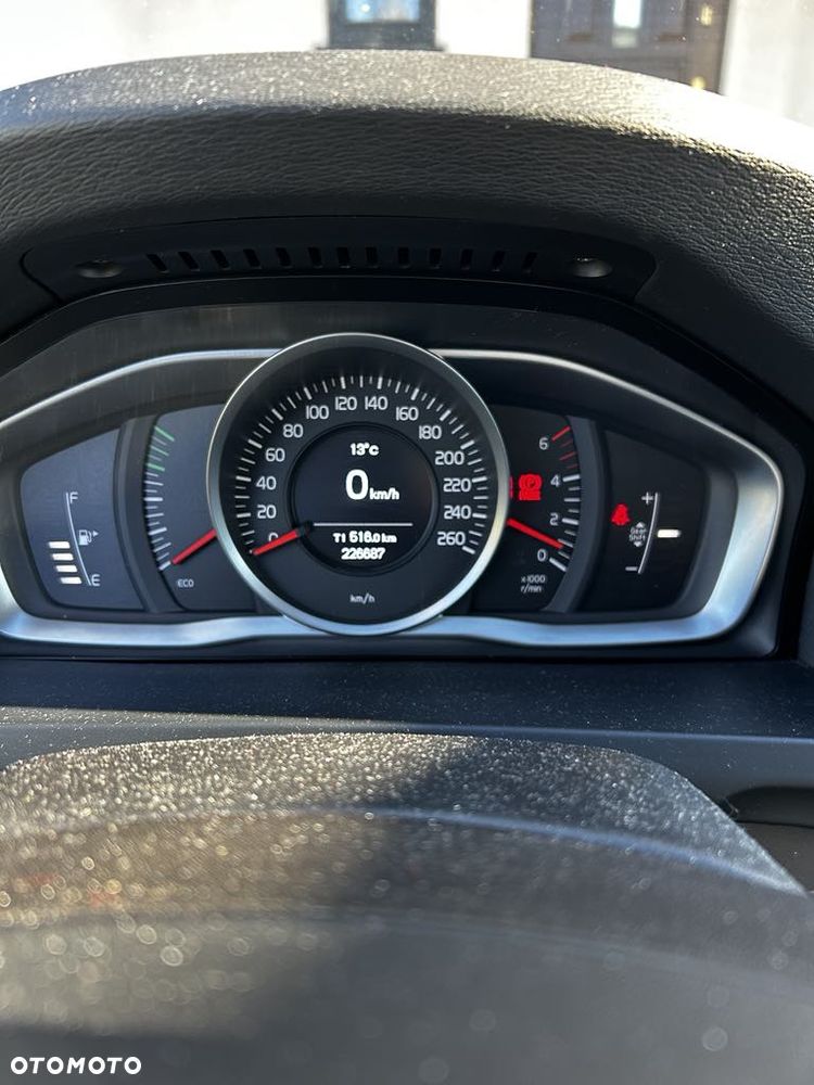 Volvo S60 D3 Edition - 10