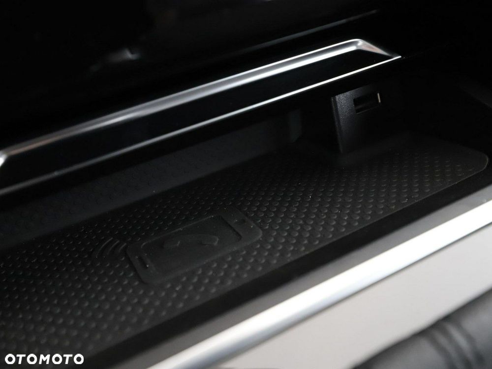 Volkswagen Arteon 2.0 TDI SCR DSG - 31