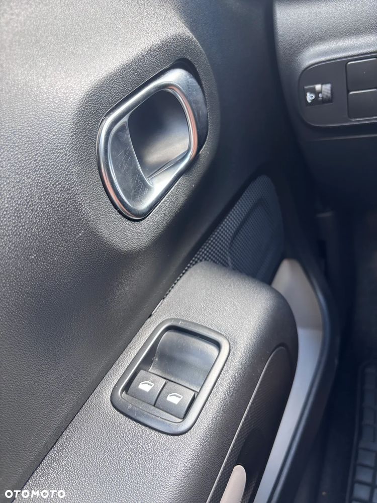 Citroën C3 1.2 PureTech C-Series - 25
