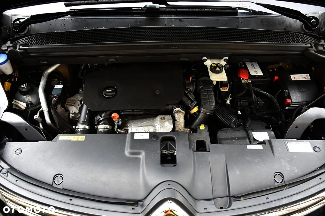 Citroën C4 SpaceTourer BlueHDi 130 Stop&Start EAT8 SELECTION - 29