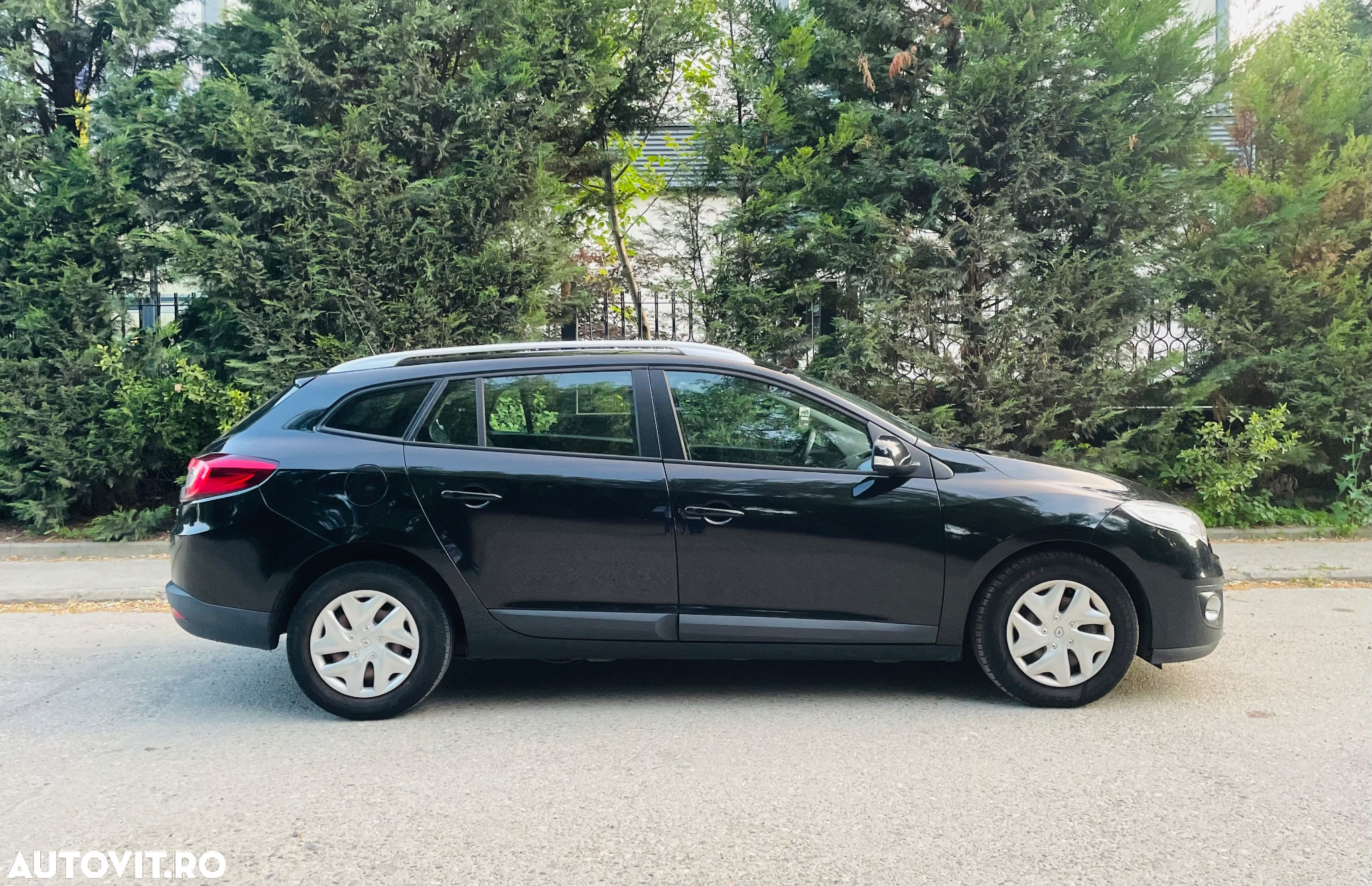 Renault Megane ENERGY dCi 110 Start & Stop LIMITED - 38