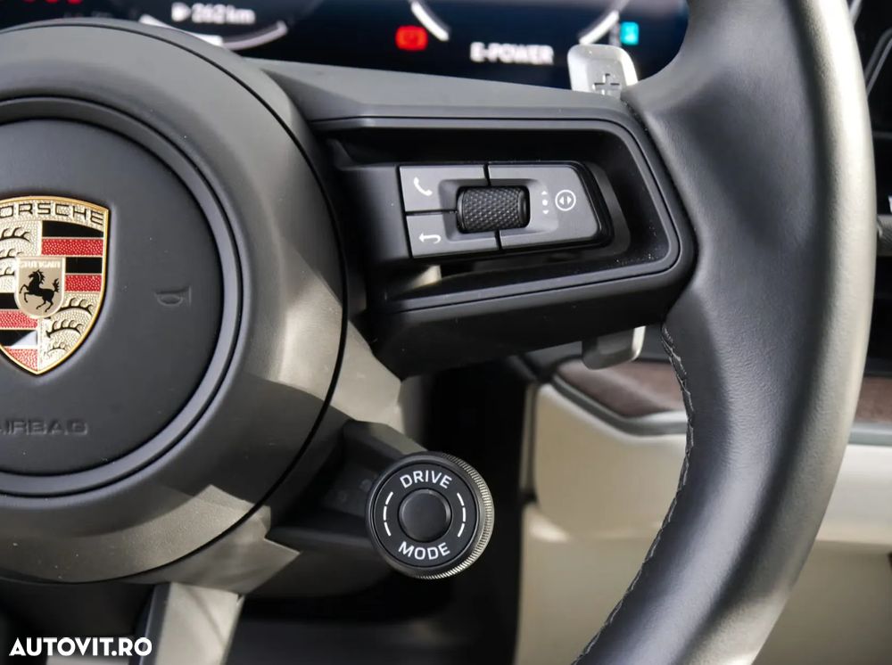 Porsche Cayenne E-Hybrid - 15