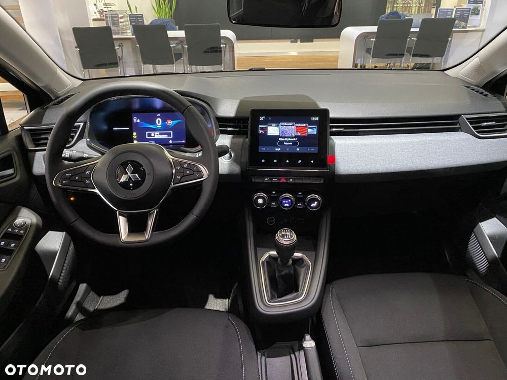 Mitsubishi Colt - 11