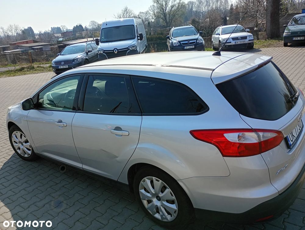 Ford Focus 1.6 Edition - 22