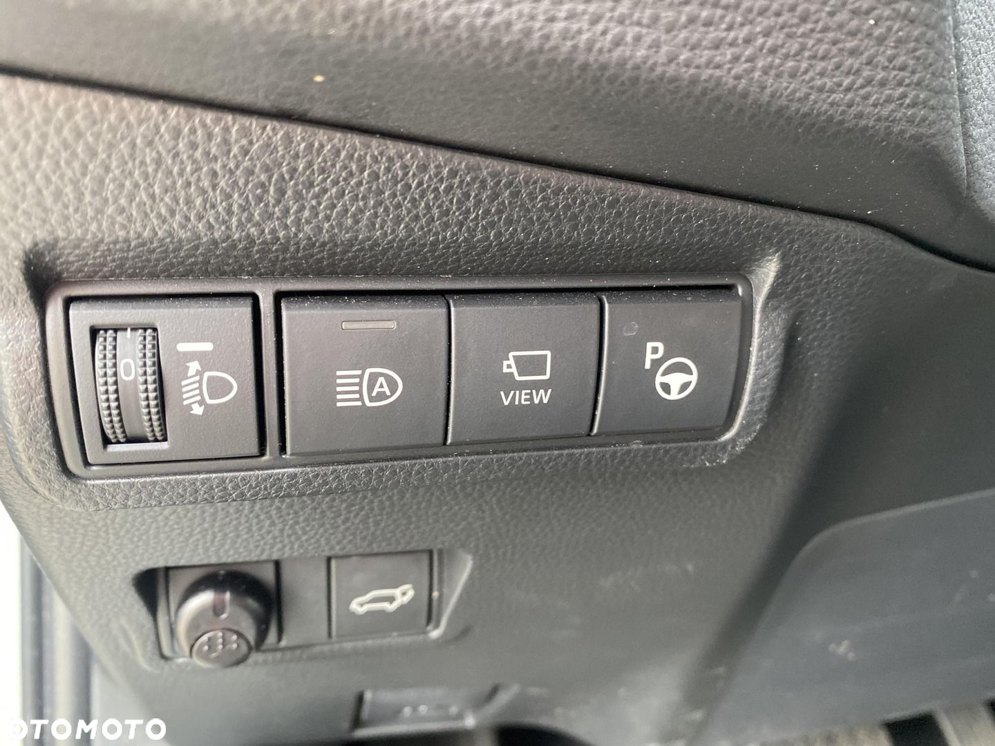 Toyota Corolla Cross 2.0 Hybrid Executive - 21