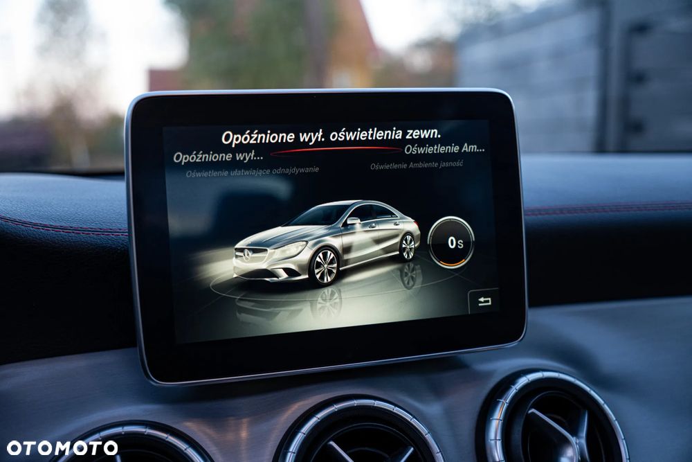 Mercedes-Benz CLA 180 d 7G-DCT AMG Line - 39