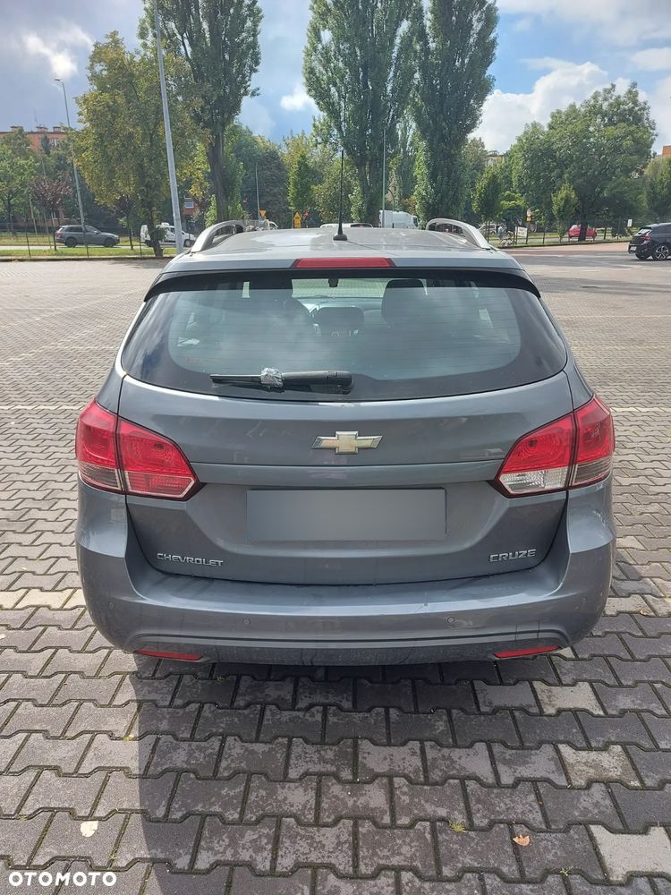 Chevrolet Cruze 1.7 D LT+ - 9