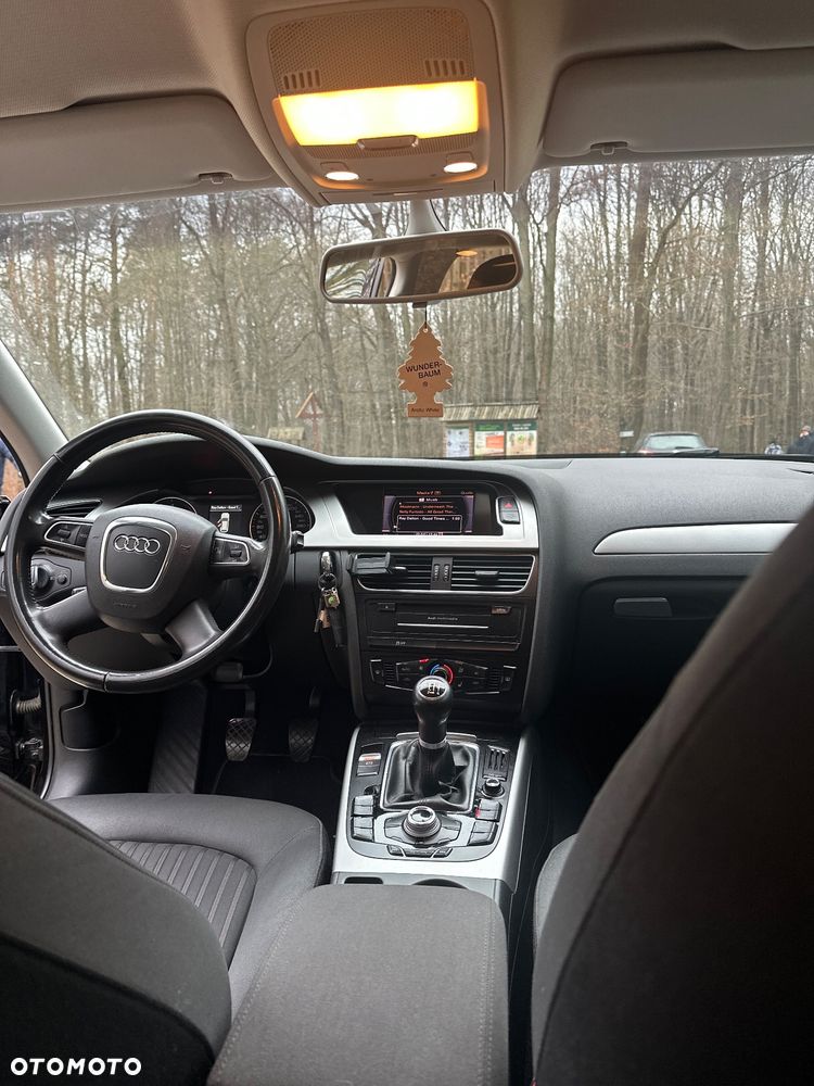 Audi A4 Avant 2.0 TDI DPF Ambition - 12