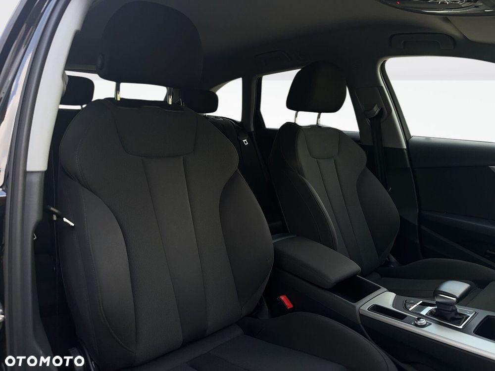 Audi A4 Avant 40 TFSI mHEV S tronic - 30