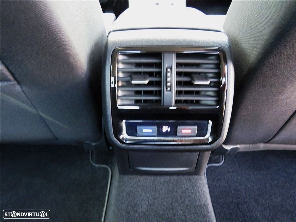 VW Passat 1.5 TSI Business - 17