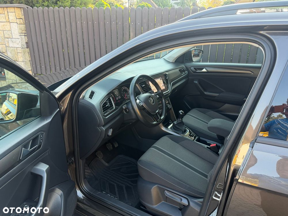 Volkswagen T-Roc 1.5 TSI ACT OPF UNITED - 17