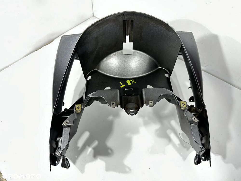 Czacha owiewka   Piaggio X8 125 - 4