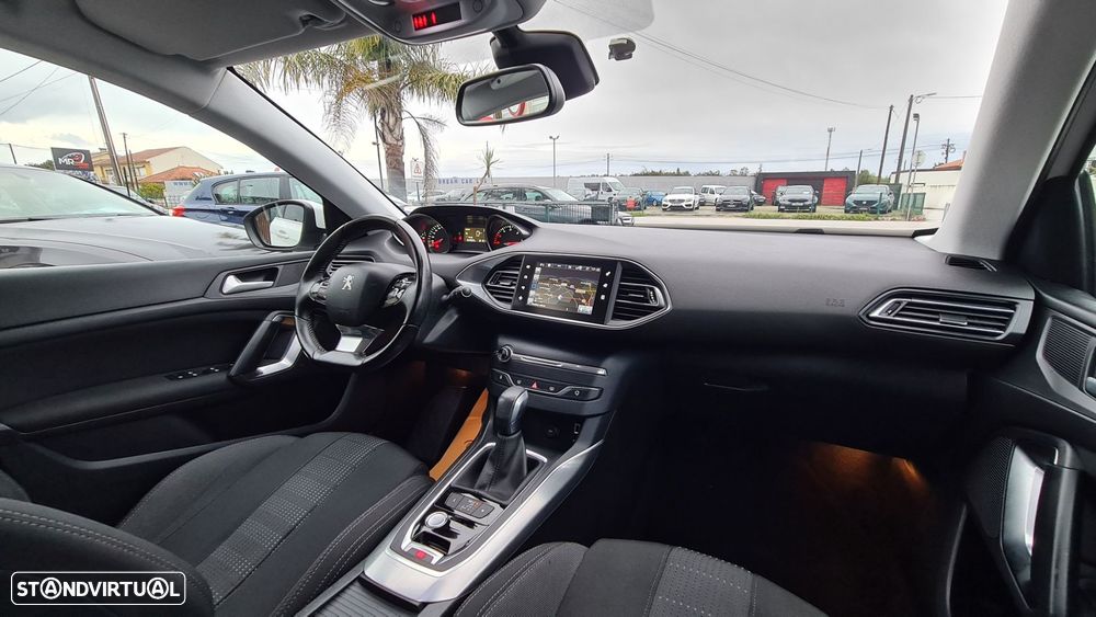 Peugeot 308 SW 1.6 BlueHDi Allure EAT6 - 18