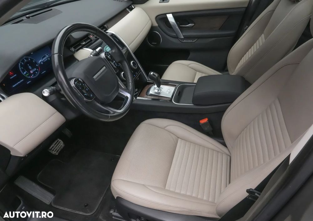 Land Rover Discovery Sport ver-2-0-p290-r--dynamic-mhev - 12
