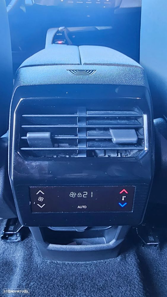 Peugeot 5008 1.2 Hybrid Allure e-DCS6 - 40