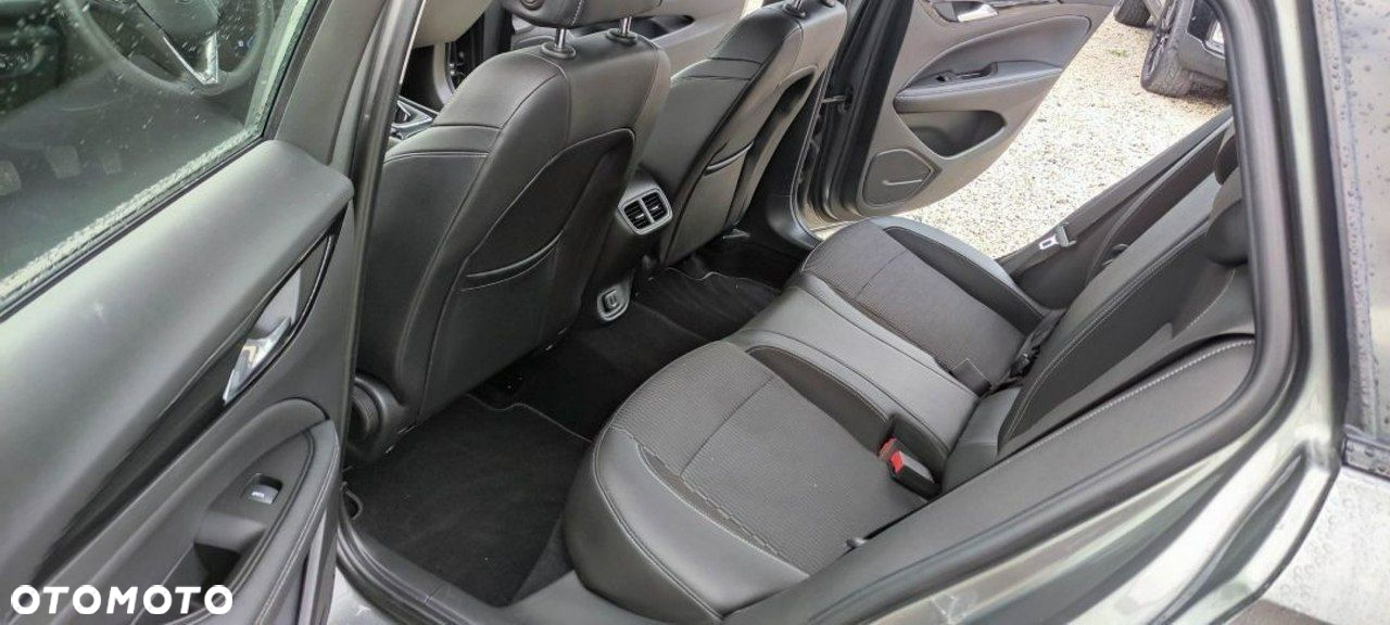 Opel Insignia - 7