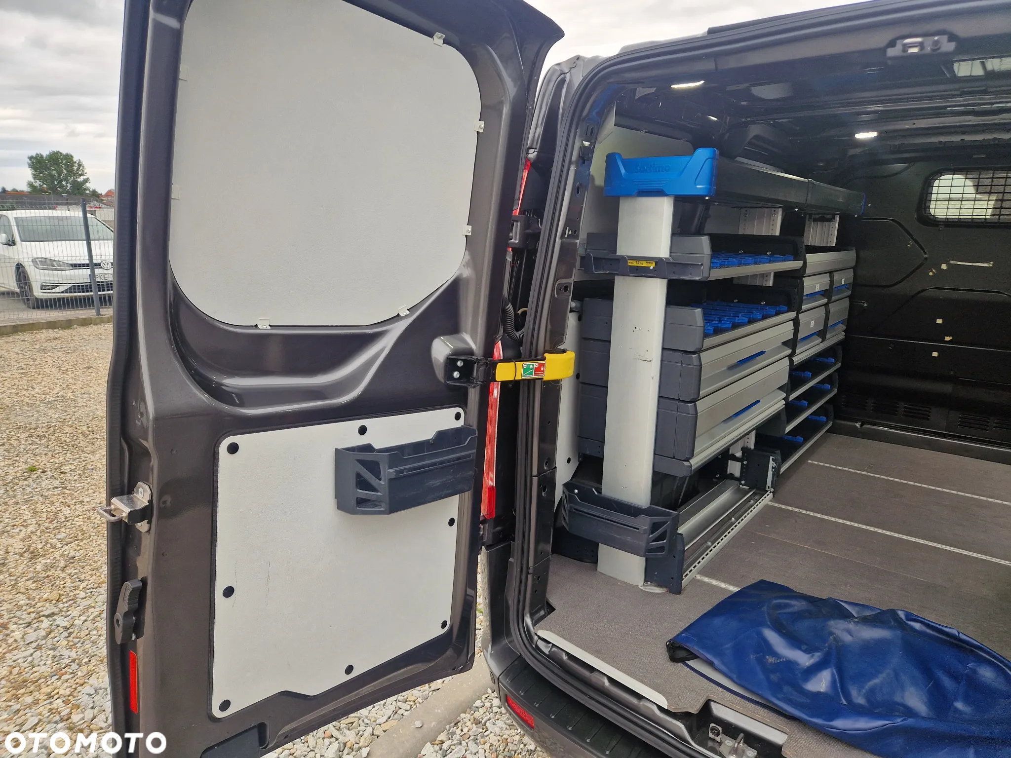 Ford TRANSIT CUSTOM - 15
