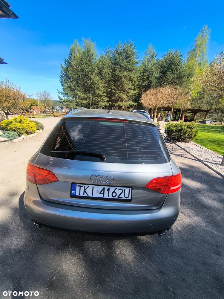 Audi A4 Avant - 11