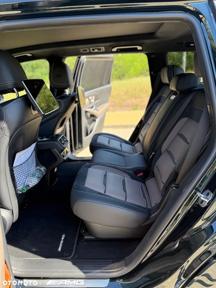 Mercedes-Benz GLS - 23