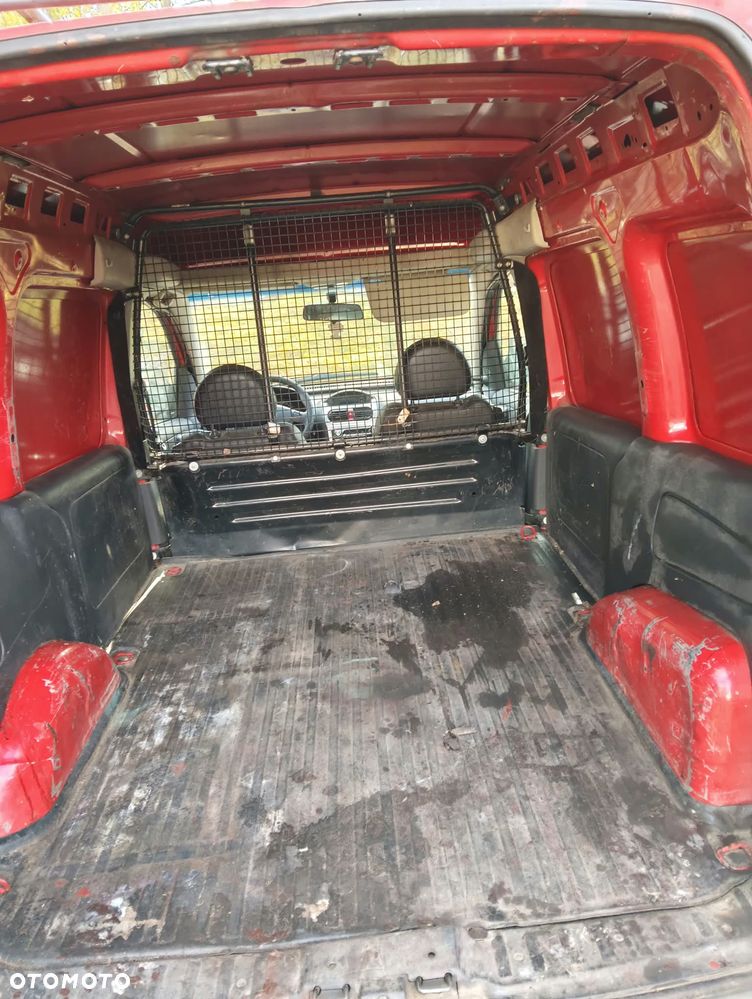 Opel Combo 2011 photo 4