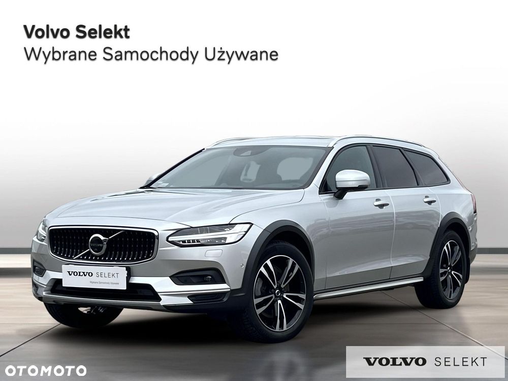 Volvo V90 Cross Country - 1
