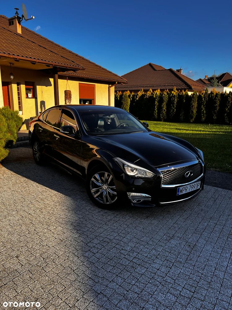 Infiniti Q70 2.2d Sport Tech - 13