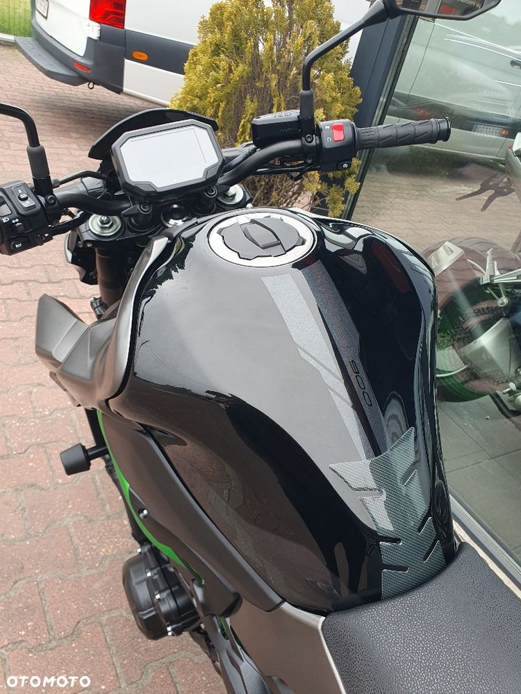 Kawasaki Z 900 - 23