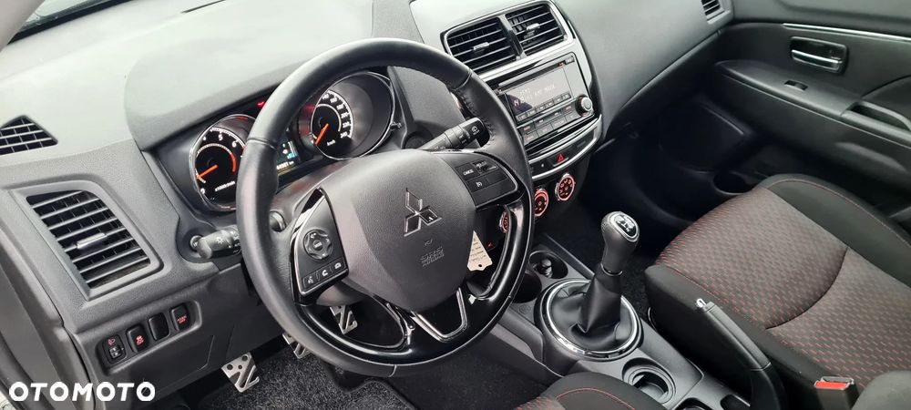 Mitsubishi ASX 1.6 2WD Intense - 18