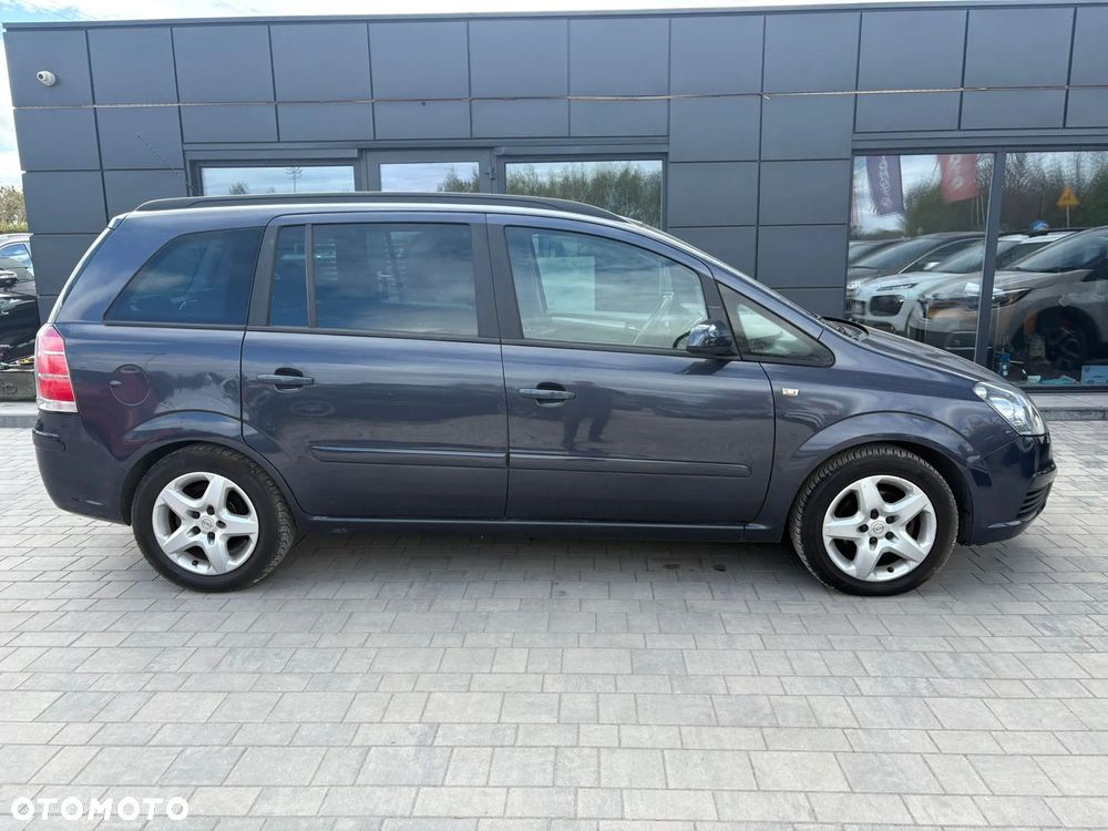 Opel Zafira 1.6 - 4