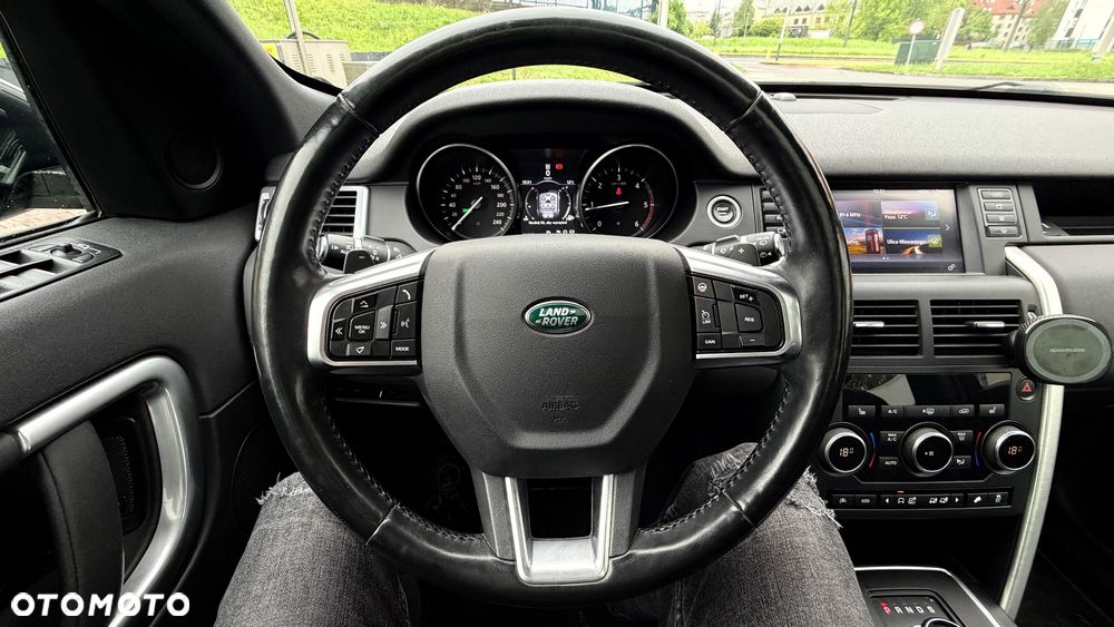 Land Rover Discovery Sport TD4 HSE Luxury - 26