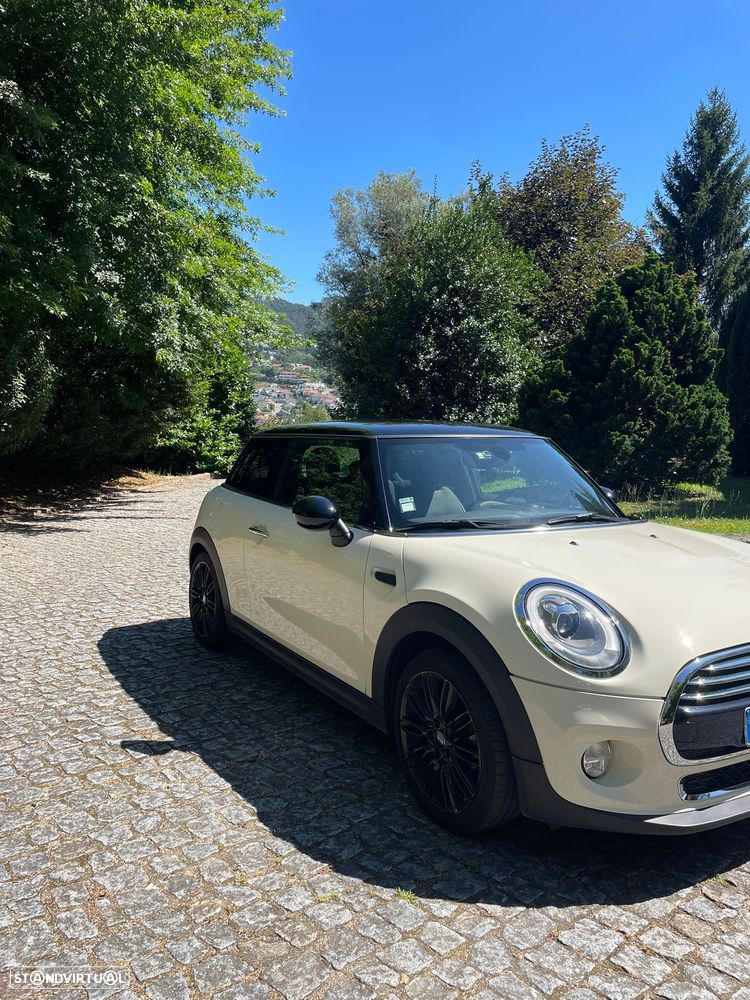 MINI 3 Portas Cooper D - 3