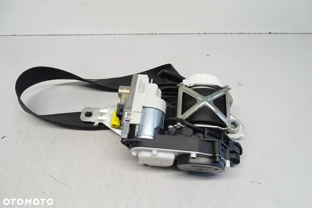 Mercedes ML GL W166 Pas bezpieczenstwa lewy tyl 1668600185