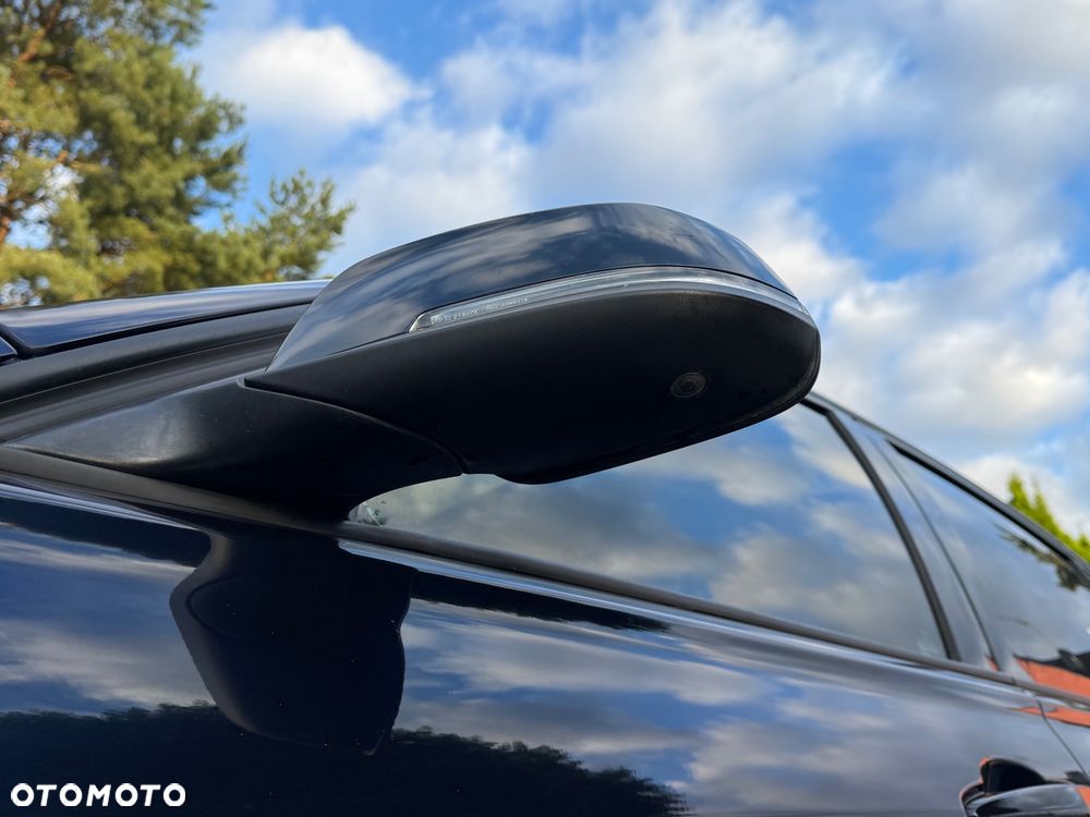 BMW Seria 3 328i Touring Sport Line - 16