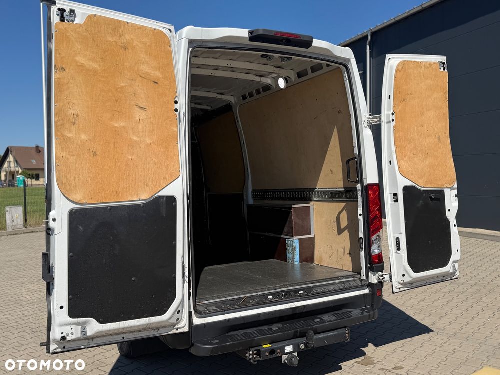 Iveco DAILY - 8