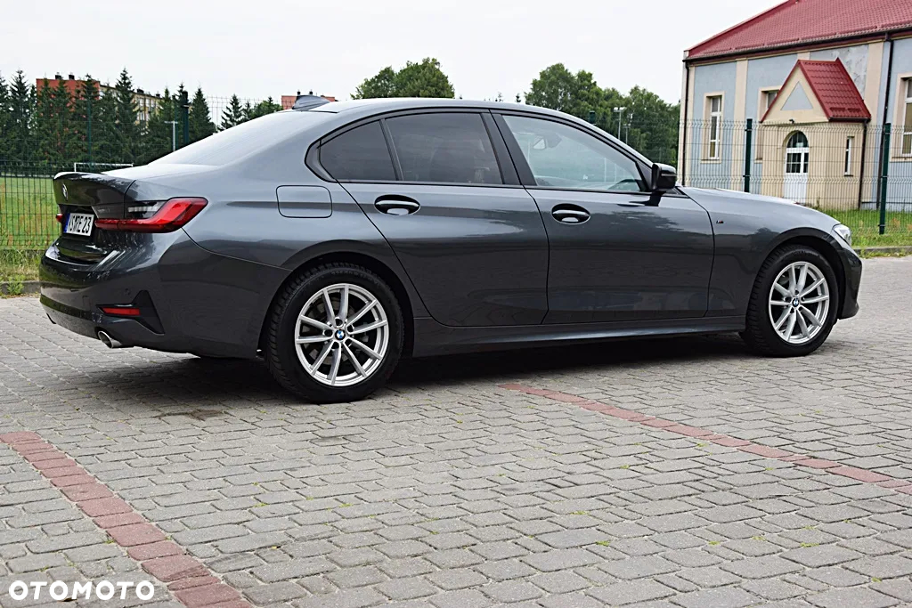 BMW Seria 3 318d M Sport - 7