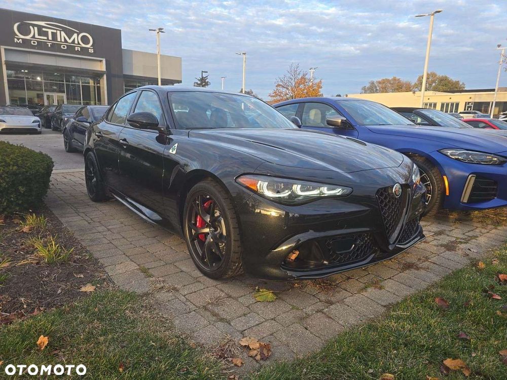 Alfa Romeo Giulia - 6