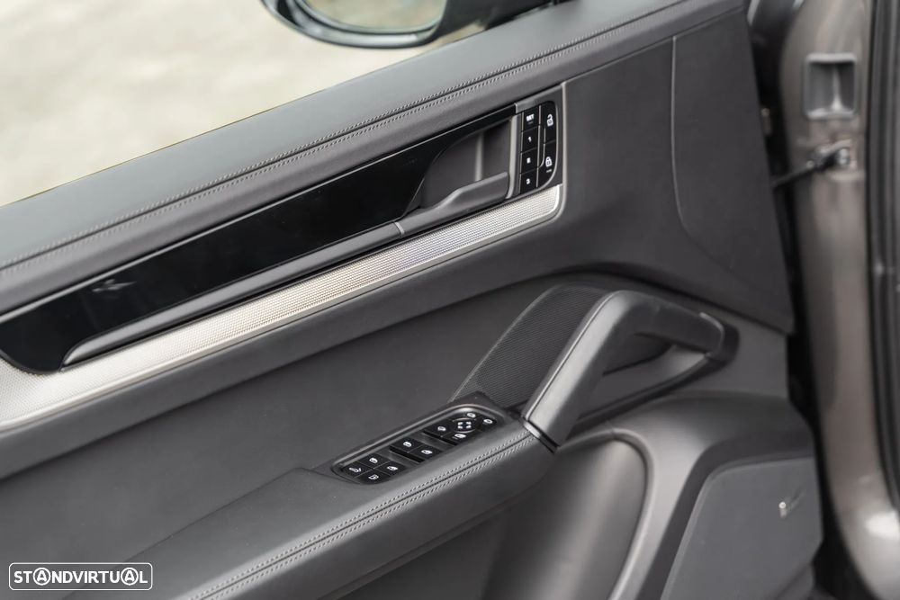 Porsche Cayenne E-Hybrid - 14
