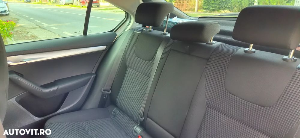 Skoda Octavia 2.0 TDI Sport Edition - 20