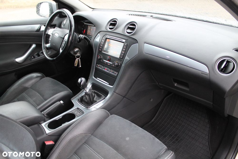 Ford Mondeo SW 2.0 TDCi Titanium - 20