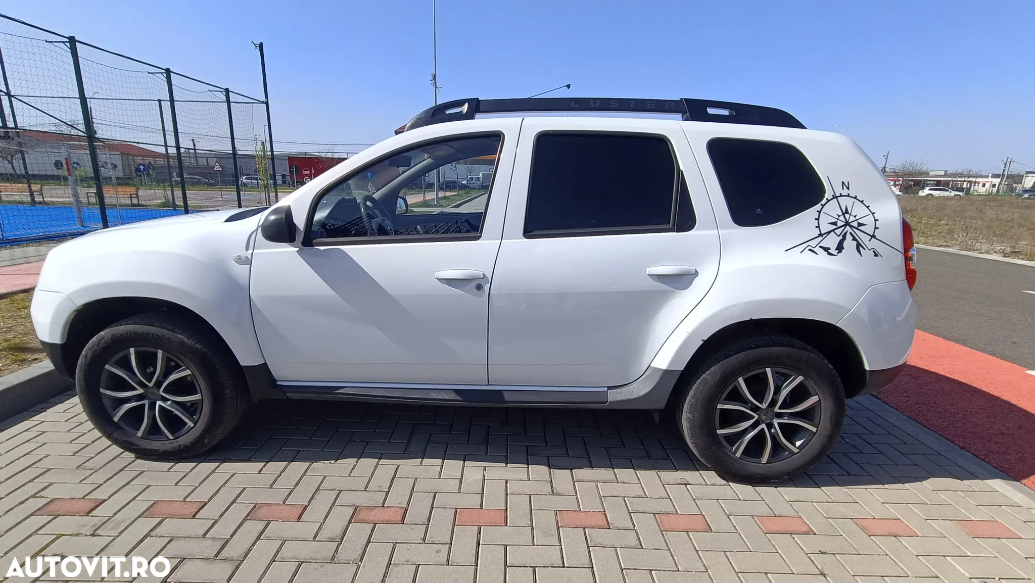 Dacia Duster 1.5 dCi 4x4 Laureate - 3